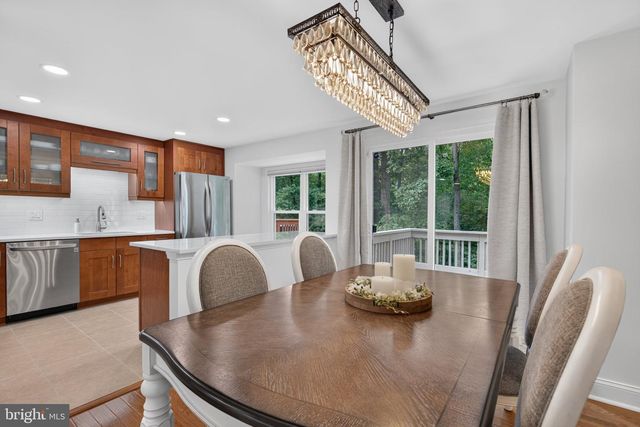 6636 GREENLEIGH LN, Alexandria, VA 22315