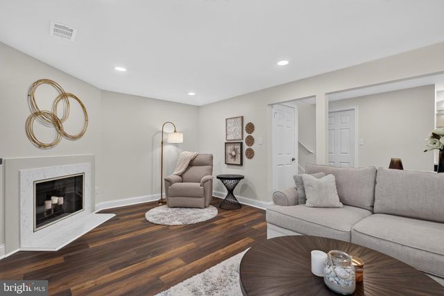 6636 GREENLEIGH LN, Alexandria, VA 22315