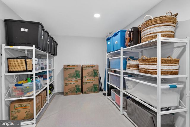 6636 GREENLEIGH LN, Alexandria, VA 22315