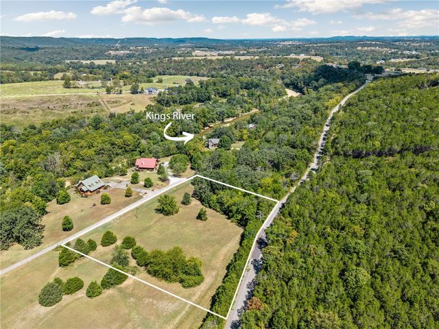 150 Bella Vista Road, Berryville, AR 72616