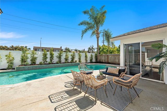 9582 Hightide Drive, Huntington Beach, CA 92646