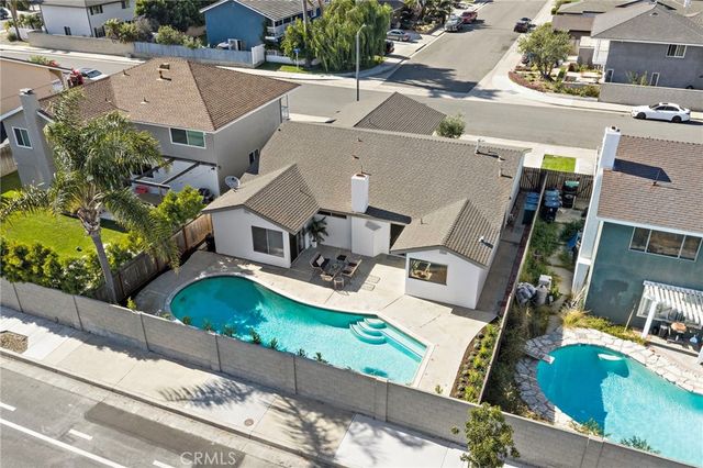 9582 Hightide Drive, Huntington Beach, CA 92646