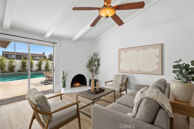 9582 Hightide Drive, Huntington Beach, CA 92646