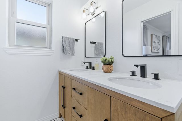 3609 Wellington Place, Plano, TX 75075