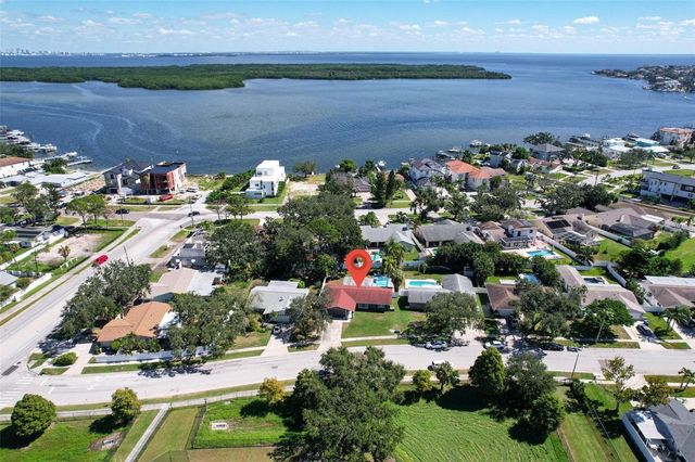 6135 TANGLEWOOD DRIVE NE, St Petersburg, FL 33703