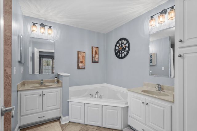 5113 Pee Dee Ln., Murrells Inlet, SC 29576