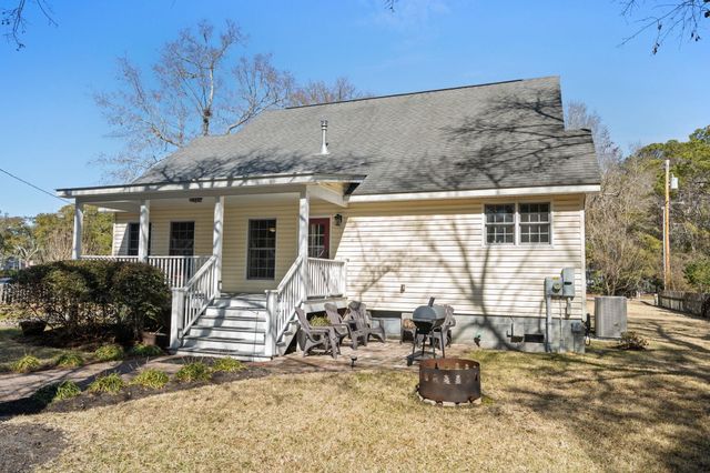 5113 Pee Dee Ln., Murrells Inlet, SC 29576
