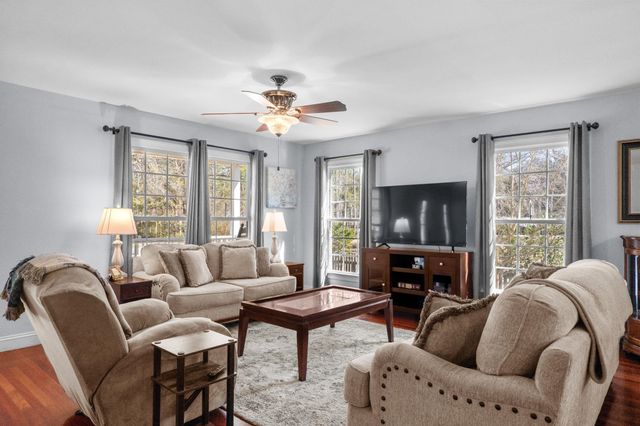 5113 Pee Dee Ln., Murrells Inlet, SC 29576