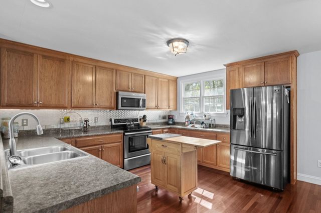 5113 Pee Dee Ln., Murrells Inlet, SC 29576