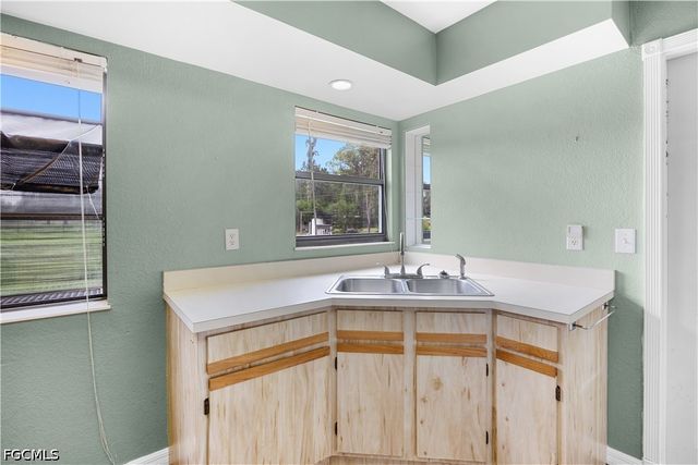 21680 N River RD, Alva, FL 33920