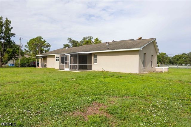 21680 N River RD, Alva, FL 33920