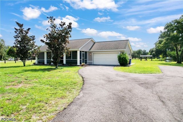 21680 N River RD, Alva, FL 33920