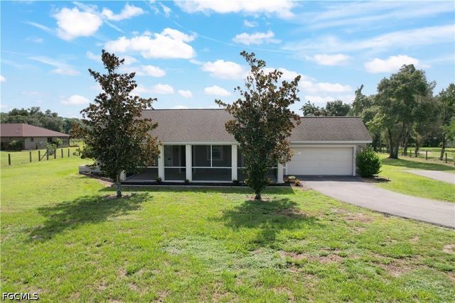 21680 N River RD, Alva, FL 33920
