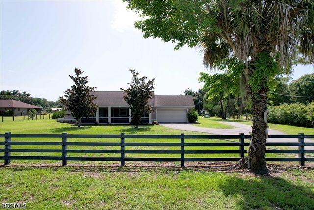21680 N River RD, Alva, FL 33920
