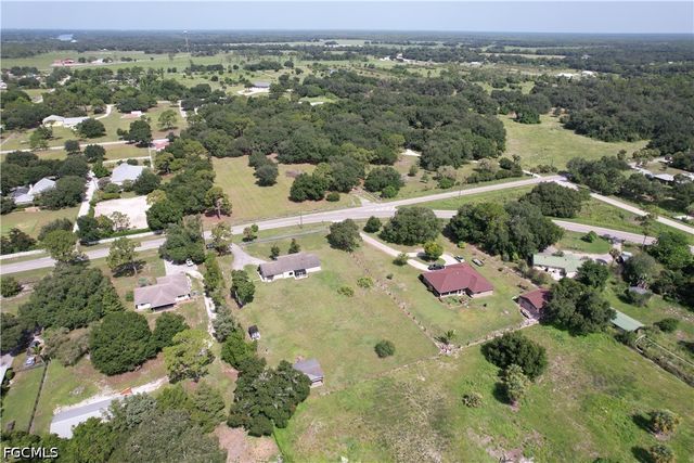 21680 N River RD, Alva, FL 33920