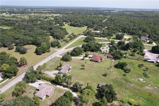 21680 N River RD, Alva, FL 33920