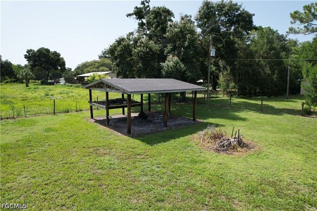 21680 N River RD, Alva, FL 33920