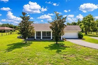 21680 N River RD, Alva, FL 33920