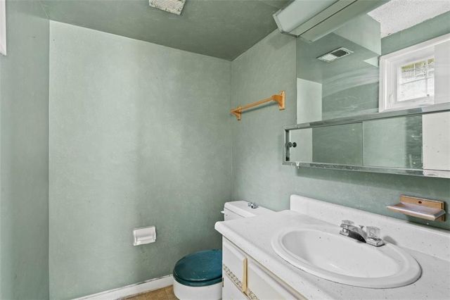 1508 S Pawnee Circle, Olathe, KS 66062