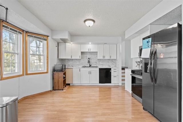 1508 S Pawnee Circle, Olathe, KS 66062