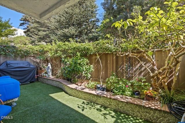 49 Mission Plaza Drive, Ventura, CA 93001