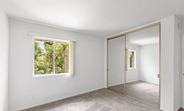 18307 Burbank 68, Tarzana, CA 91356