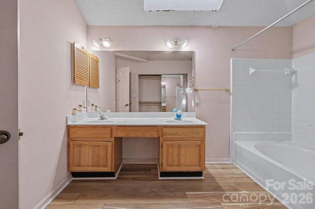 5607 Dorchester Avenue, Harrisburg, NC 28075