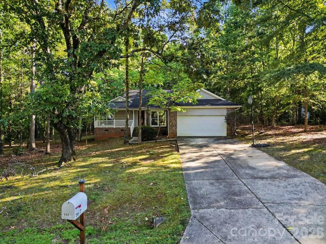 5607 Dorchester Avenue, Harrisburg, NC 28075