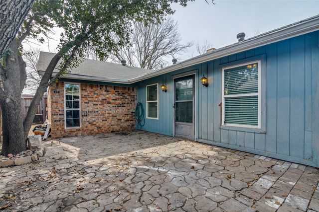 5302 Heather Glen Drive, Garland, TX 75043