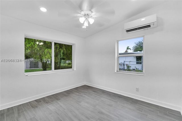 1175 NW 133rd St, North Miami, FL 33168