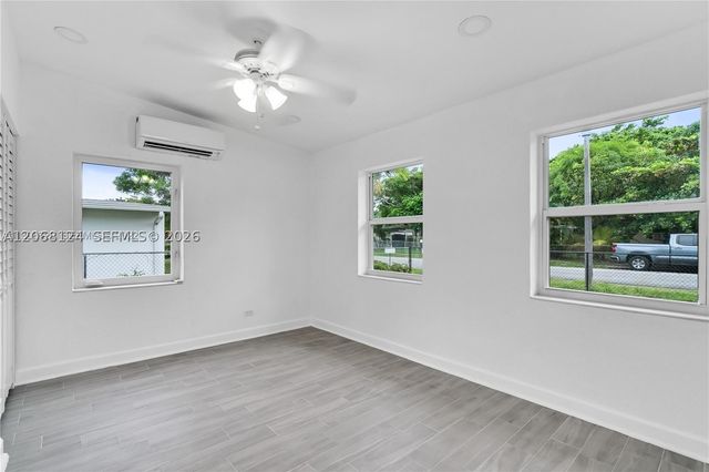 1175 NW 133rd St, North Miami, FL 33168