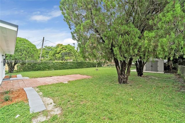 1175 NW 133rd St, North Miami, FL 33168