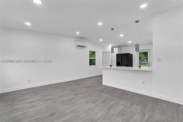 1175 NW 133rd St, North Miami, FL 33168