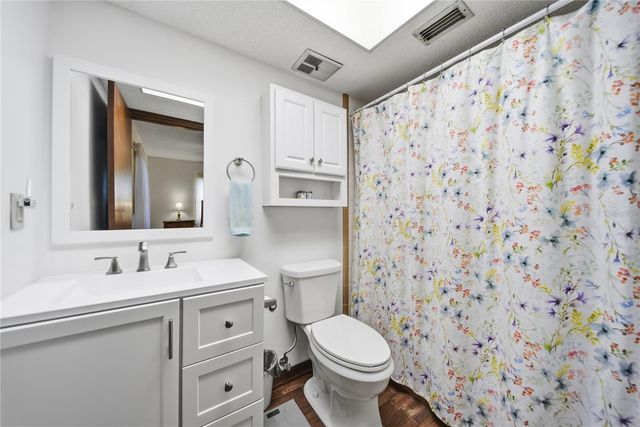 3704 THONOTOSASSA ROAD, Plant City, FL 33565
