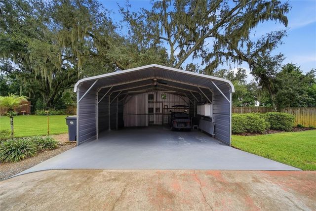 3704 THONOTOSASSA ROAD, Plant City, FL 33565