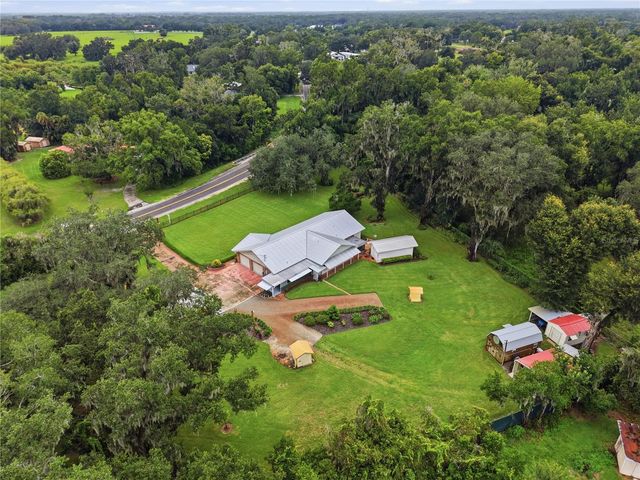 3704 THONOTOSASSA ROAD, Plant City, FL 33565
