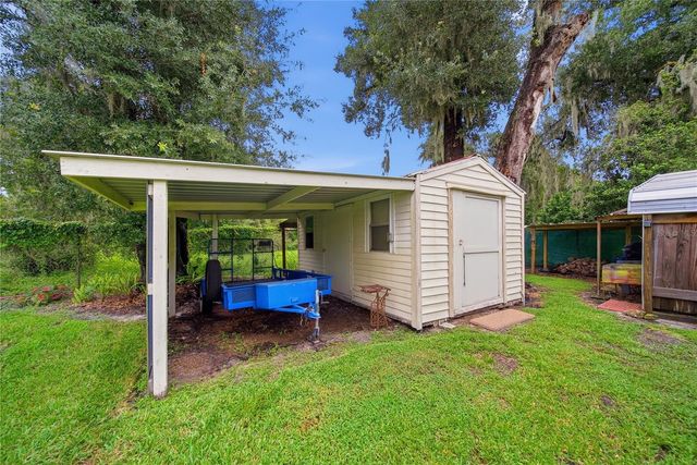 3704 THONOTOSASSA ROAD, Plant City, FL 33565