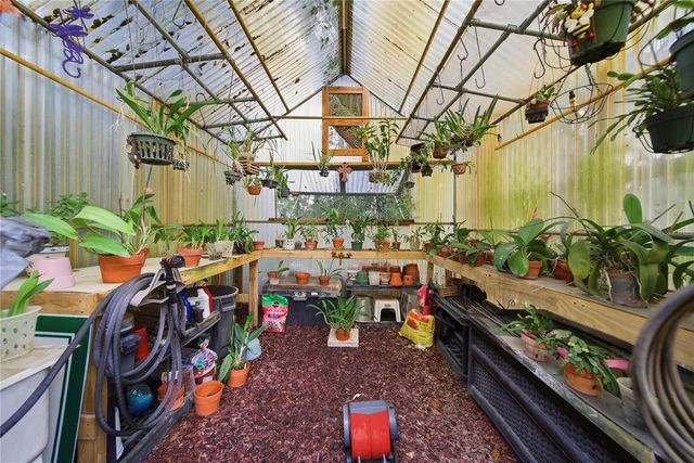3704 THONOTOSASSA ROAD, Plant City, FL 33565