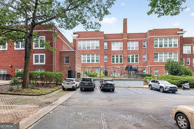 1031 State Street NW 209, Atlanta, GA 30318