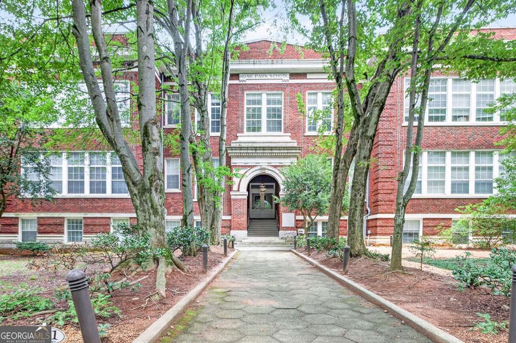 1031 State Street NW 209, Atlanta, GA 30318