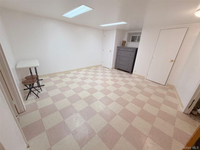 153-20 77th Road 1, Kew Garden Hills, NY 11367