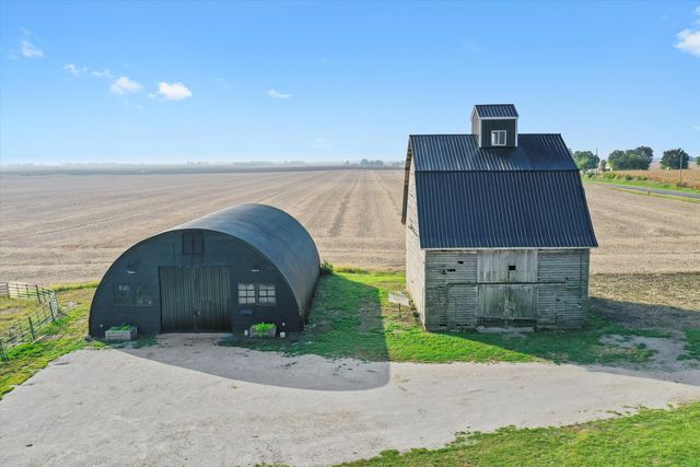 8871 N 5000e Rd Road, Manteno, IL 60950