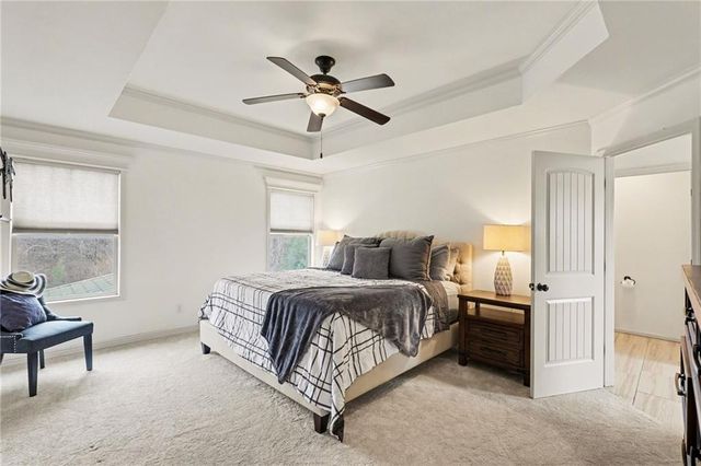 4212 SW Stoney Brook Drive, Lee's Summit, MO 64082