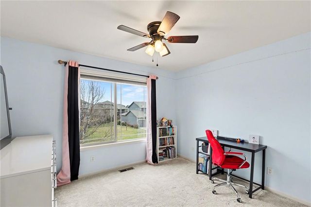 4212 SW Stoney Brook Drive, Lee's Summit, MO 64082