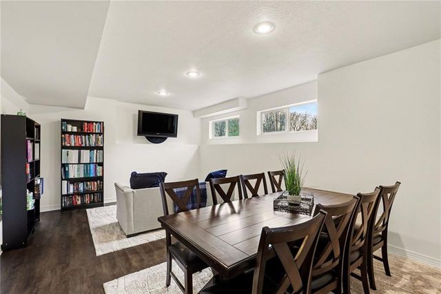 4212 SW Stoney Brook Drive, Lee's Summit, MO 64082