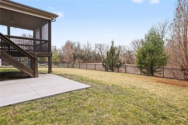 4212 SW Stoney Brook Drive, Lee's Summit, MO 64082