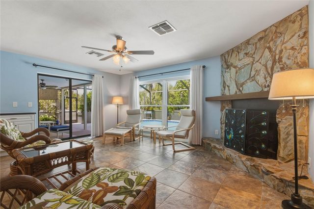 4725 ORANGE GROVE WAY, Palm Harbor, FL 34684