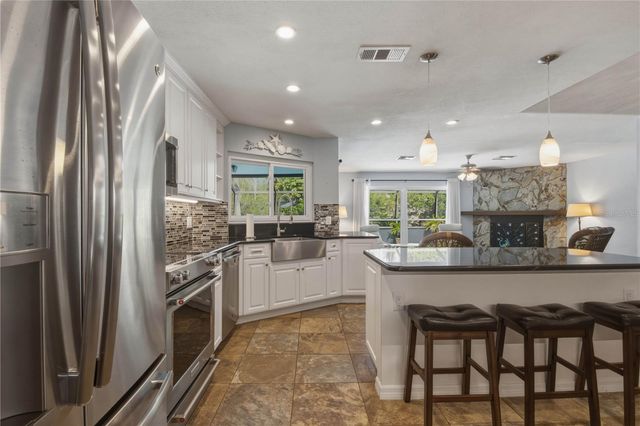 4725 ORANGE GROVE WAY, Palm Harbor, FL 34684