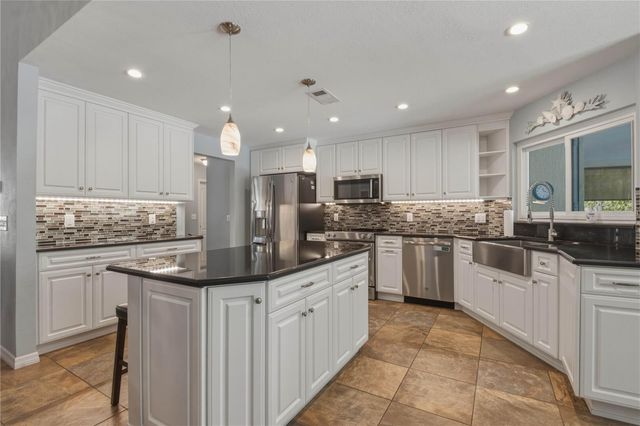 4725 ORANGE GROVE WAY, Palm Harbor, FL 34684