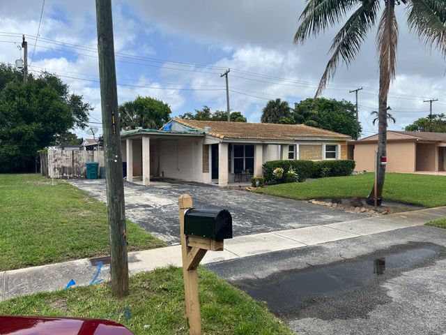3851 NW 4th Place, Lauderhill, FL 33311